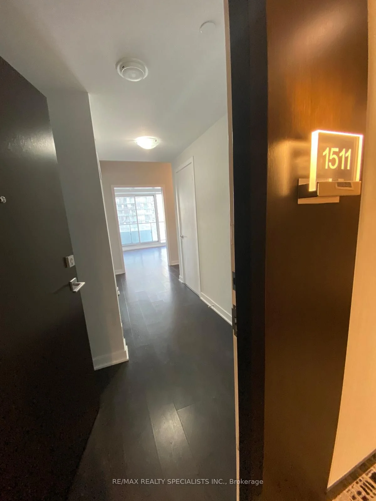 2221 Yonge Street 1511, Toronto C10, On M4s 2b4