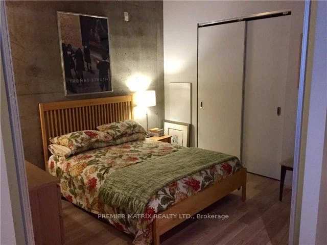 25 Stafford Street 411, Toronto C01, ON M5V 0G3