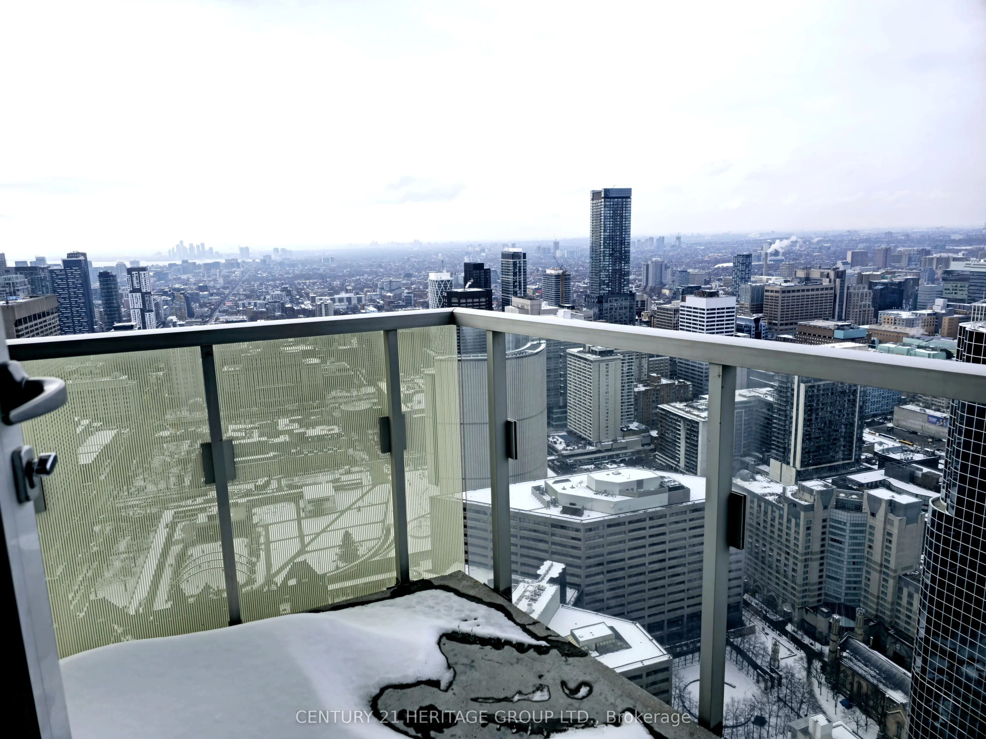 197 Yonge Street 5012, Toronto C08, ON M5B 1M4