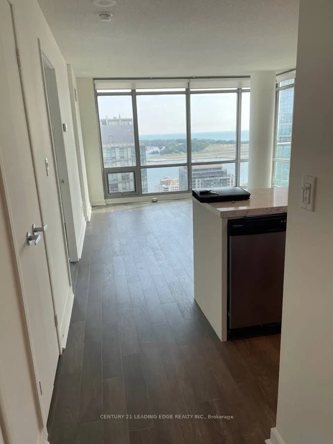 81 Navy Wharf Court 3305, Toronto C01, ON M5V 3S2