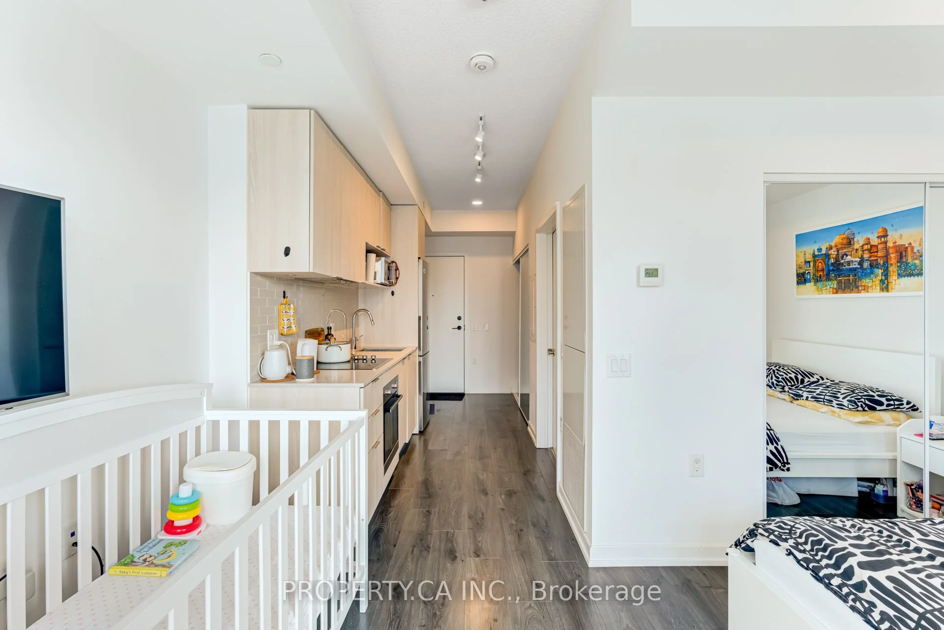 20 Tubman Avenue 1811, Toronto C08, On M5a 0m8