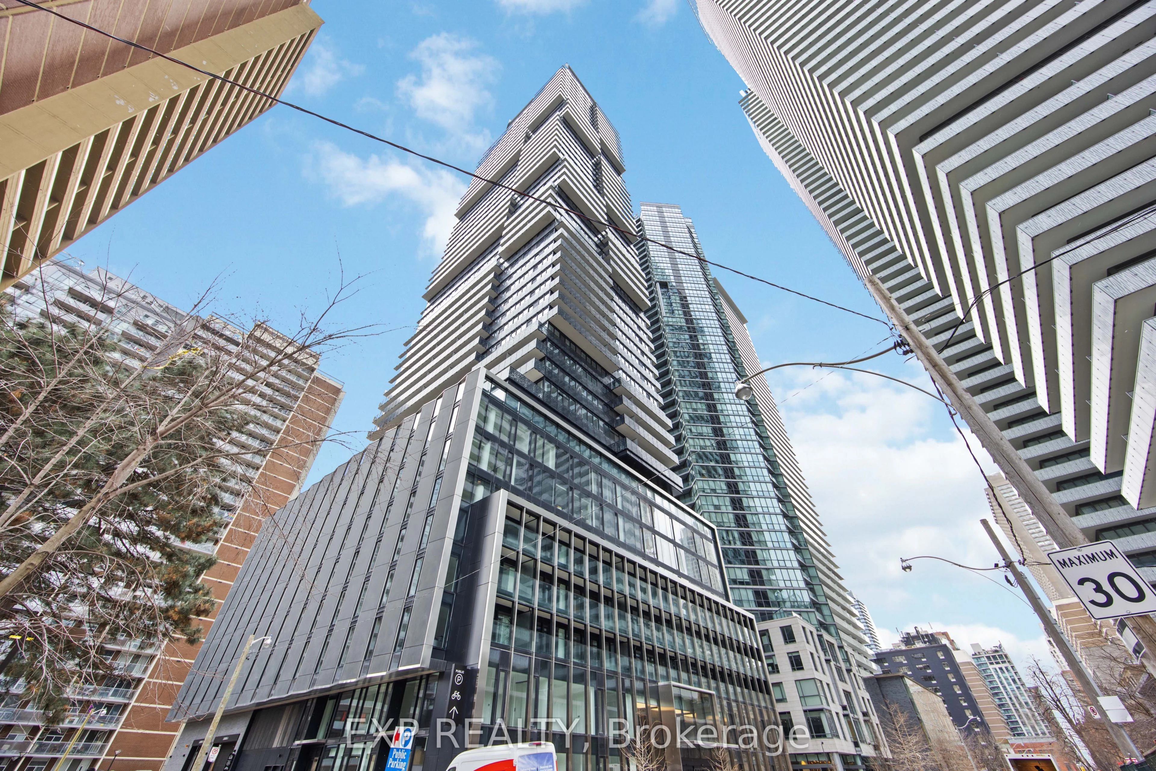 55 Charles Street E P2-044, Toronto C08, On M4y 0j1