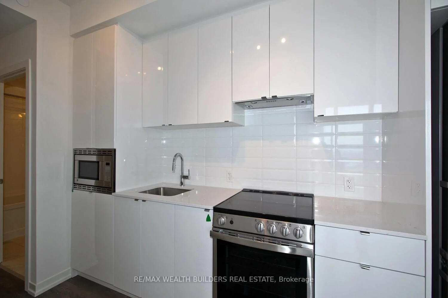 49 East Liberty Street 909, Toronto C01, ON M6K 0B2