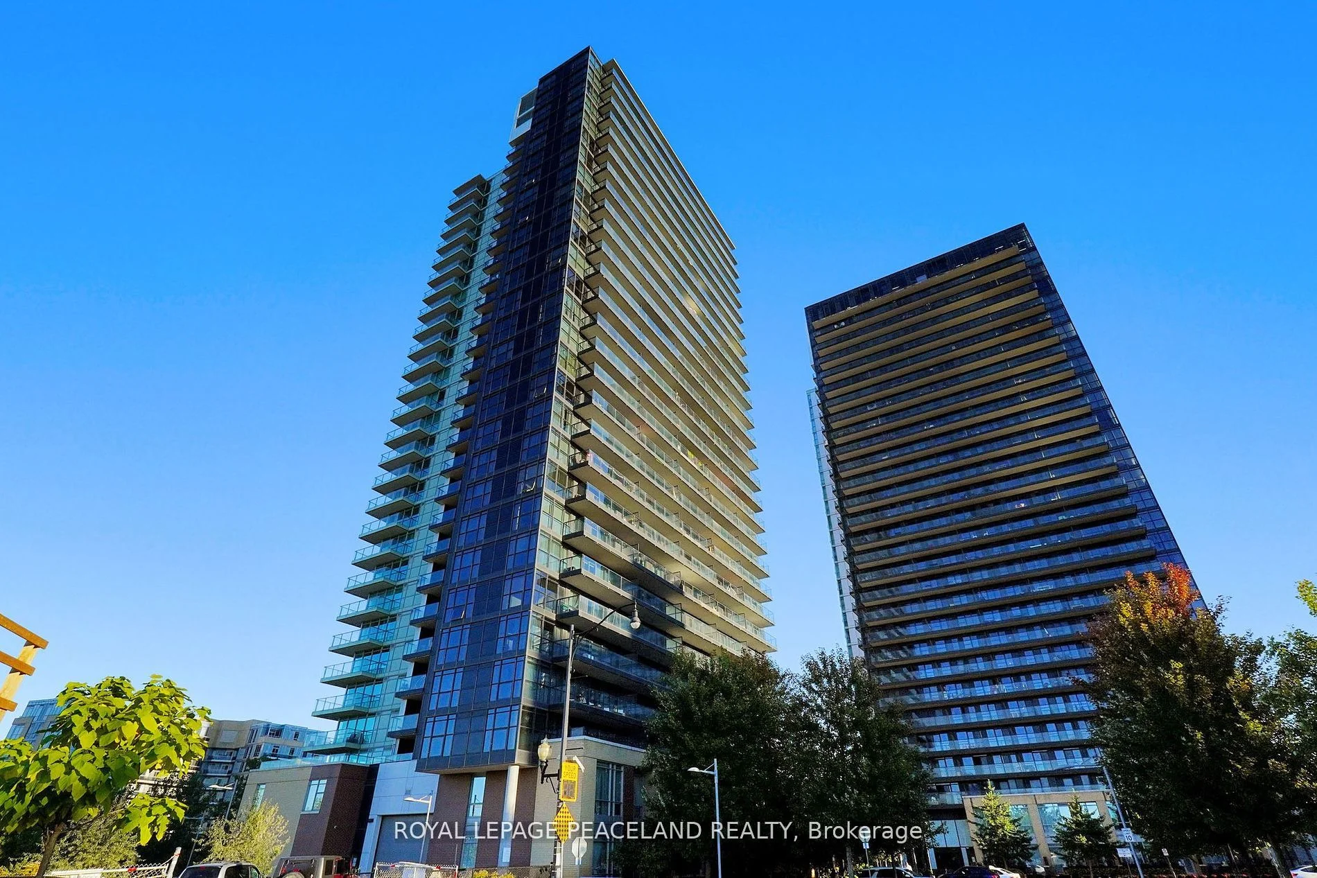 Condo Apartment in Toronto