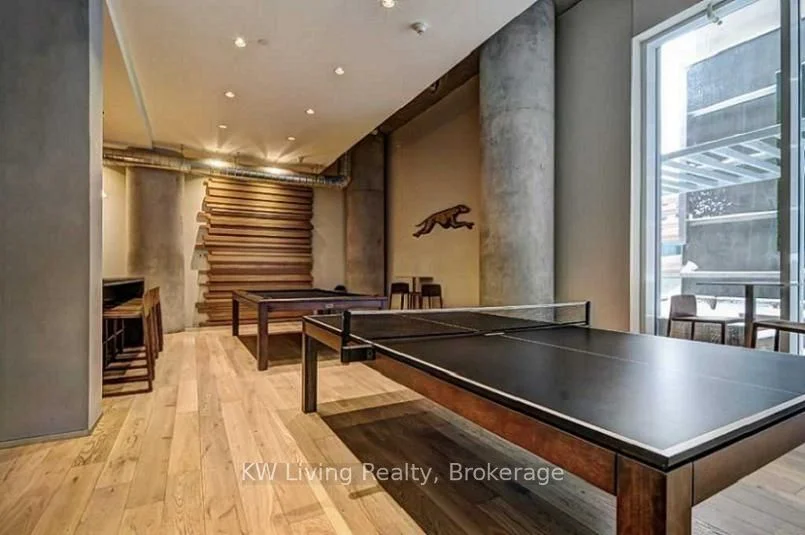 15 Grenville Street 2207, Toronto C01, ON M4Y 0B9