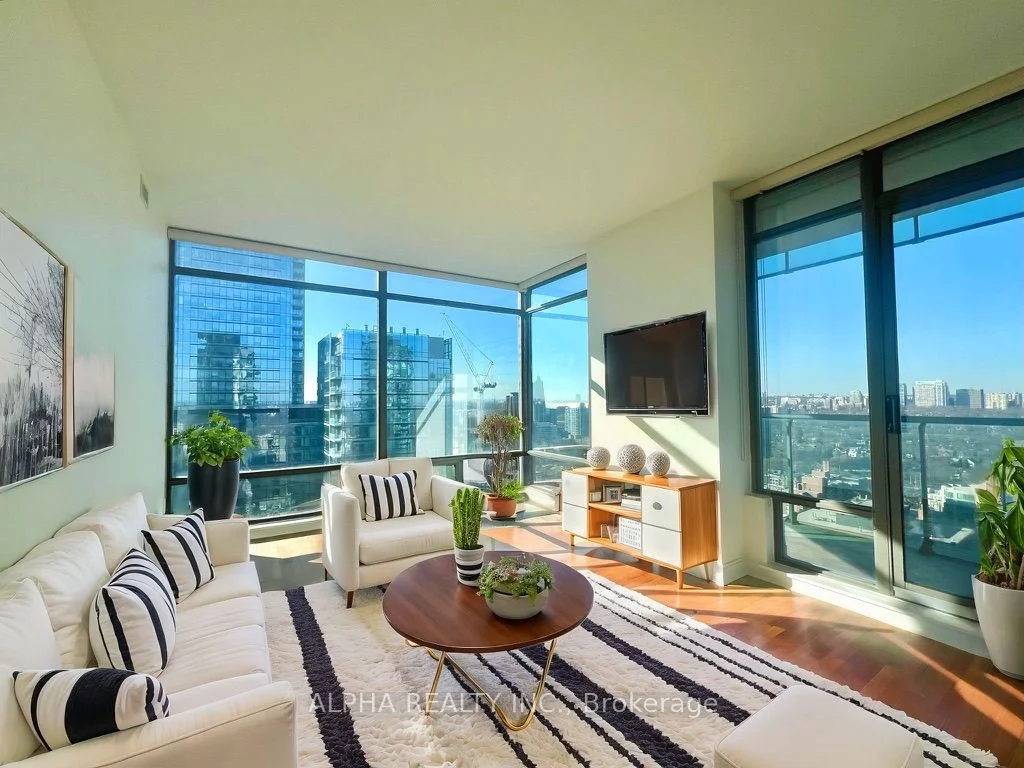 18 Yorkville Avenue 2705, Toronto C02, On M4w 1l4