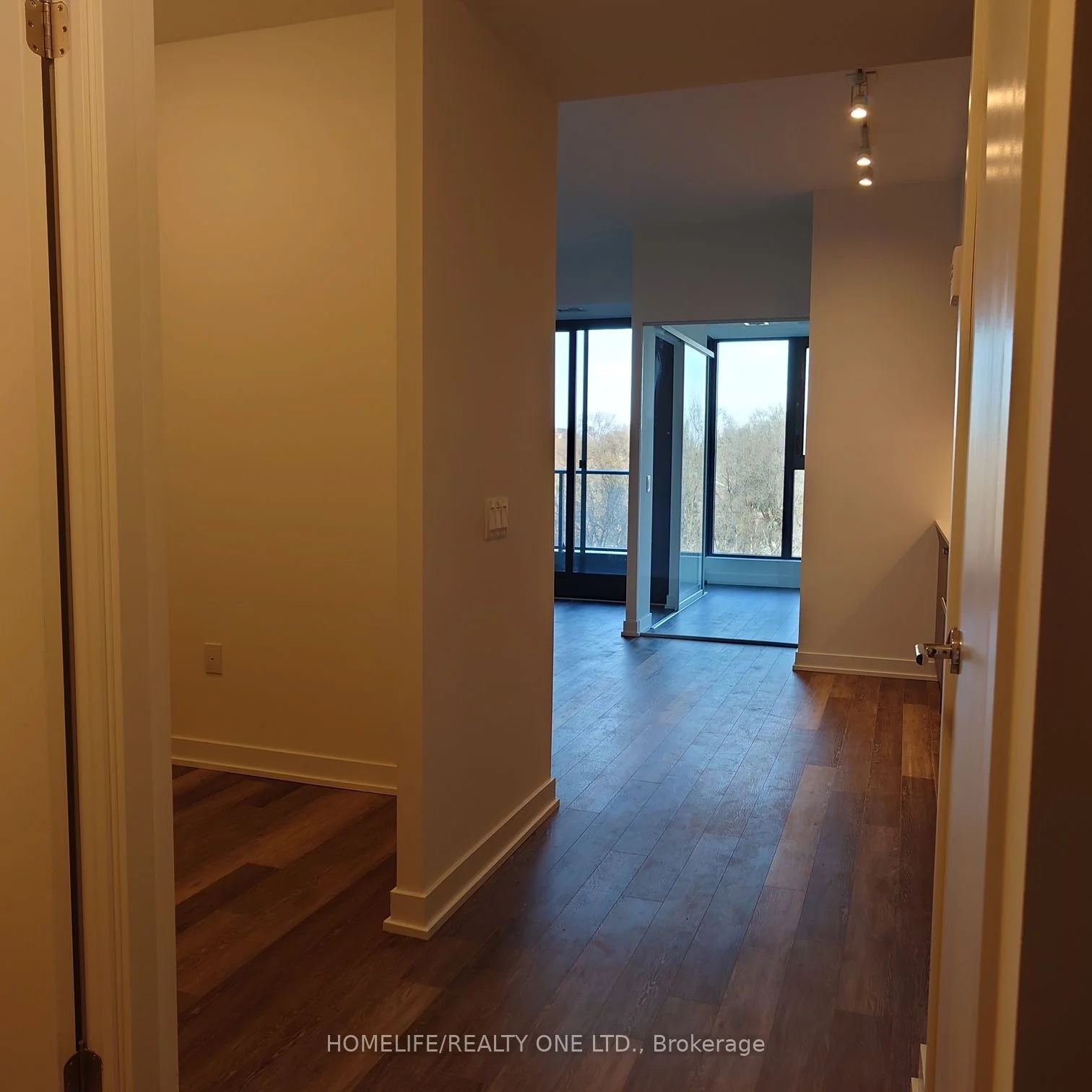 Condo Apartment in Toronto