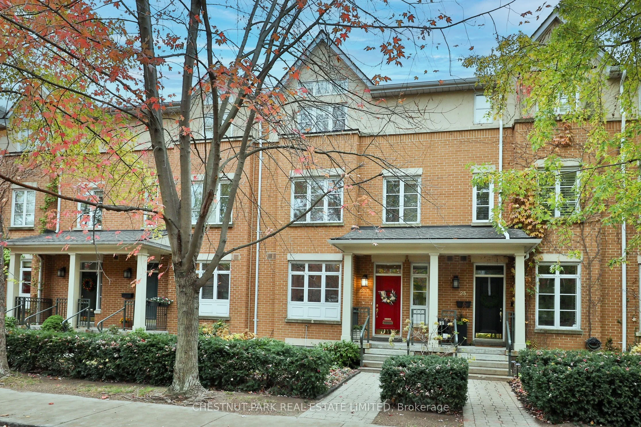 Condo Townhouse in Toronto