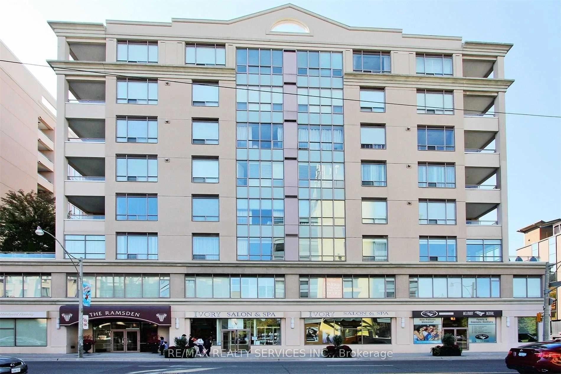 980 Yonge Street 814, Toronto C02, On M4w 3v8