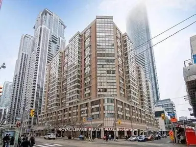 44 Gerrard Street W 1601, Toronto C01, On M5g 2k2