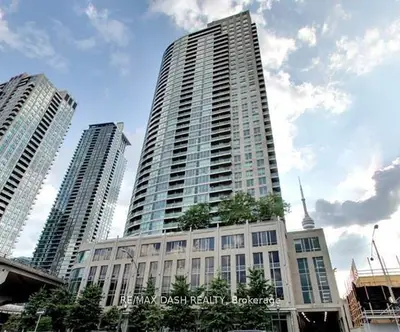 18 Yonge Street 2810, Toronto C01, On M5e 1z8
