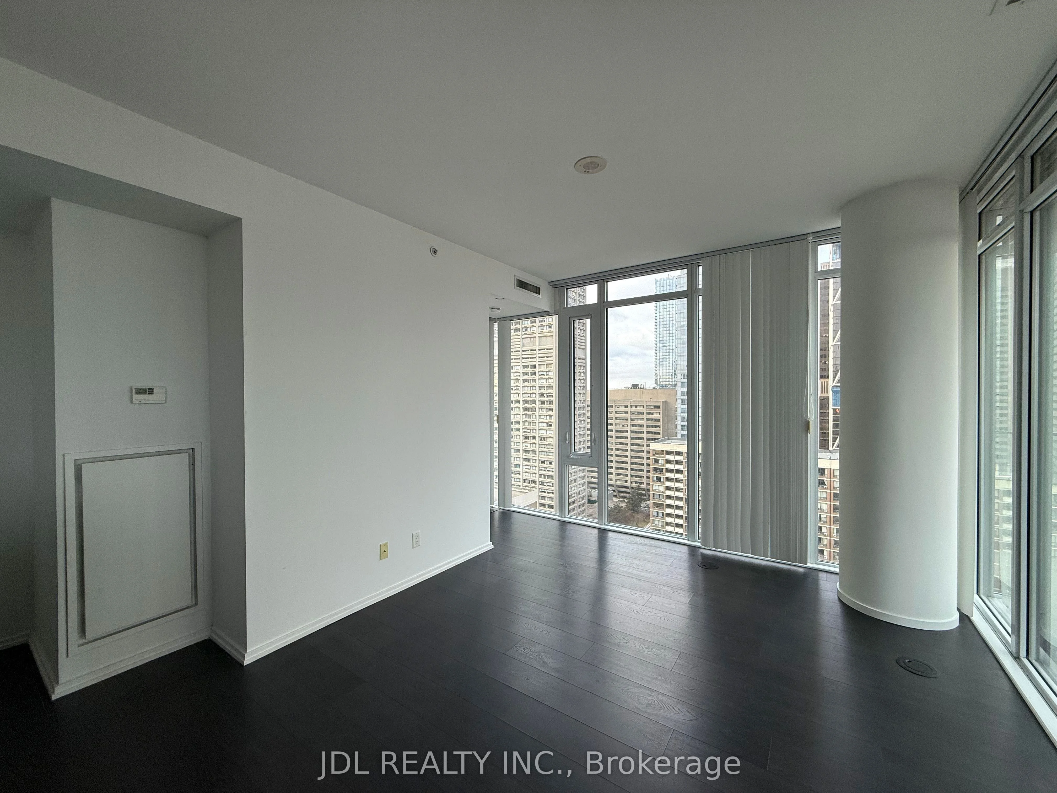 75 St Nicholas Street 2508, Toronto C01, ON M4Y 0A5