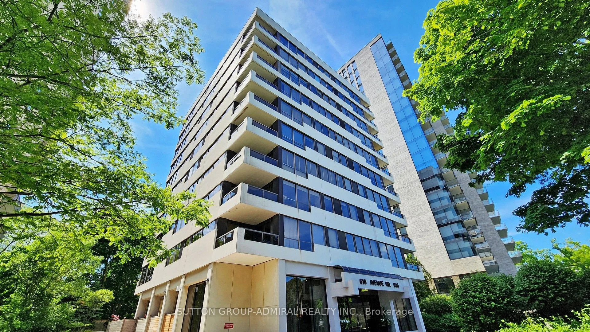 Condo Apartment in Toronto