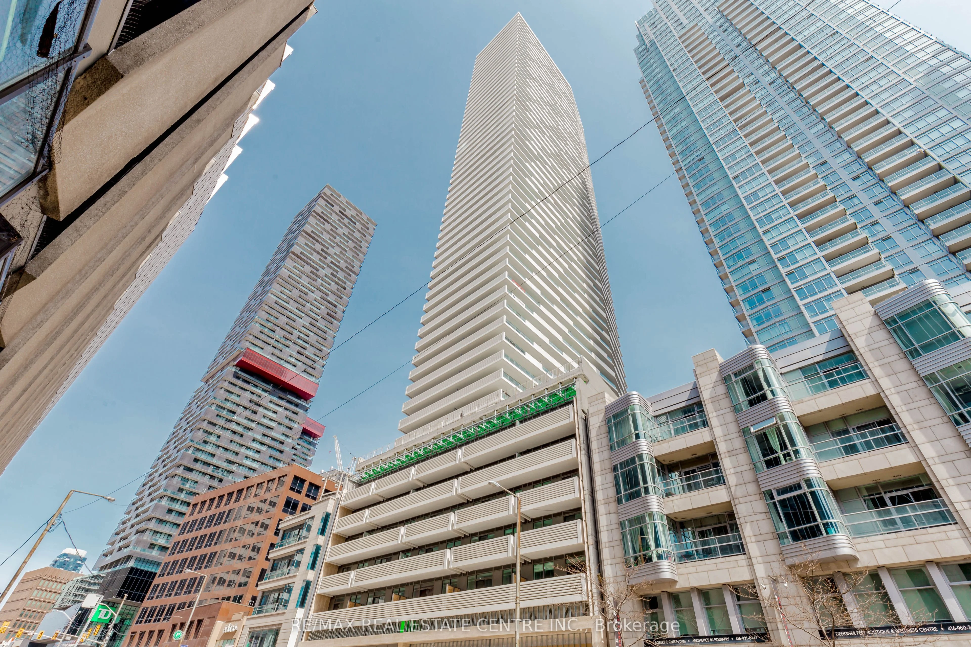 Condo Apartment in Toronto