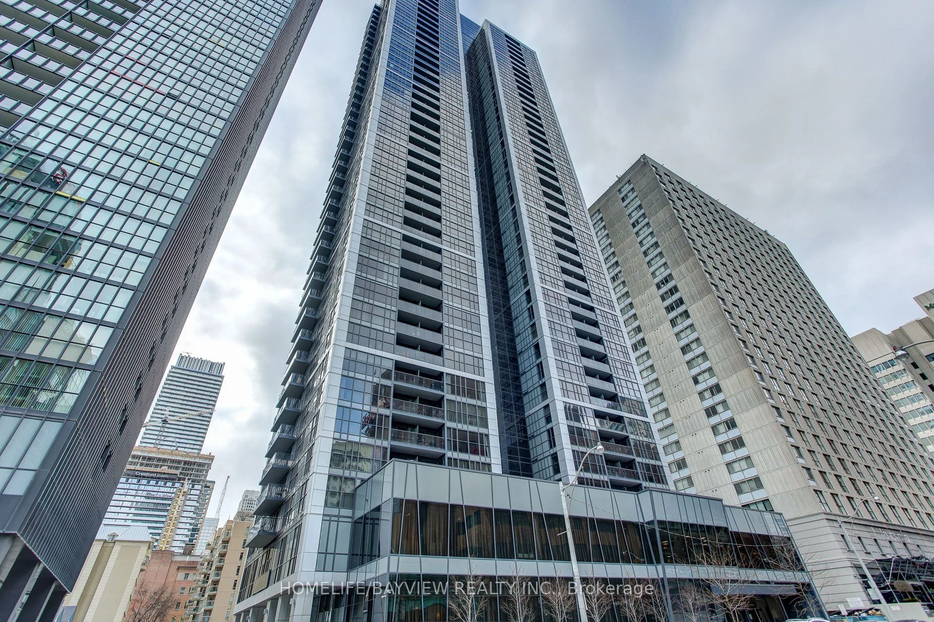 Condo Apartment in Toronto