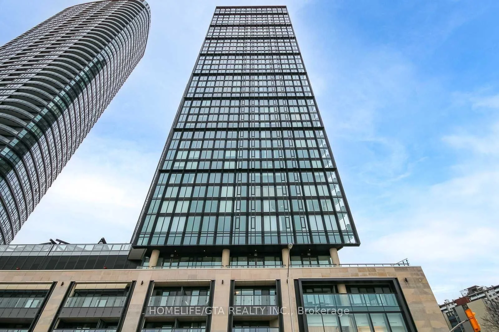 575 Bloor Street E 511, Toronto C08, On M4x 1j8