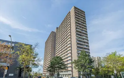 Condo Apartment in Toronto