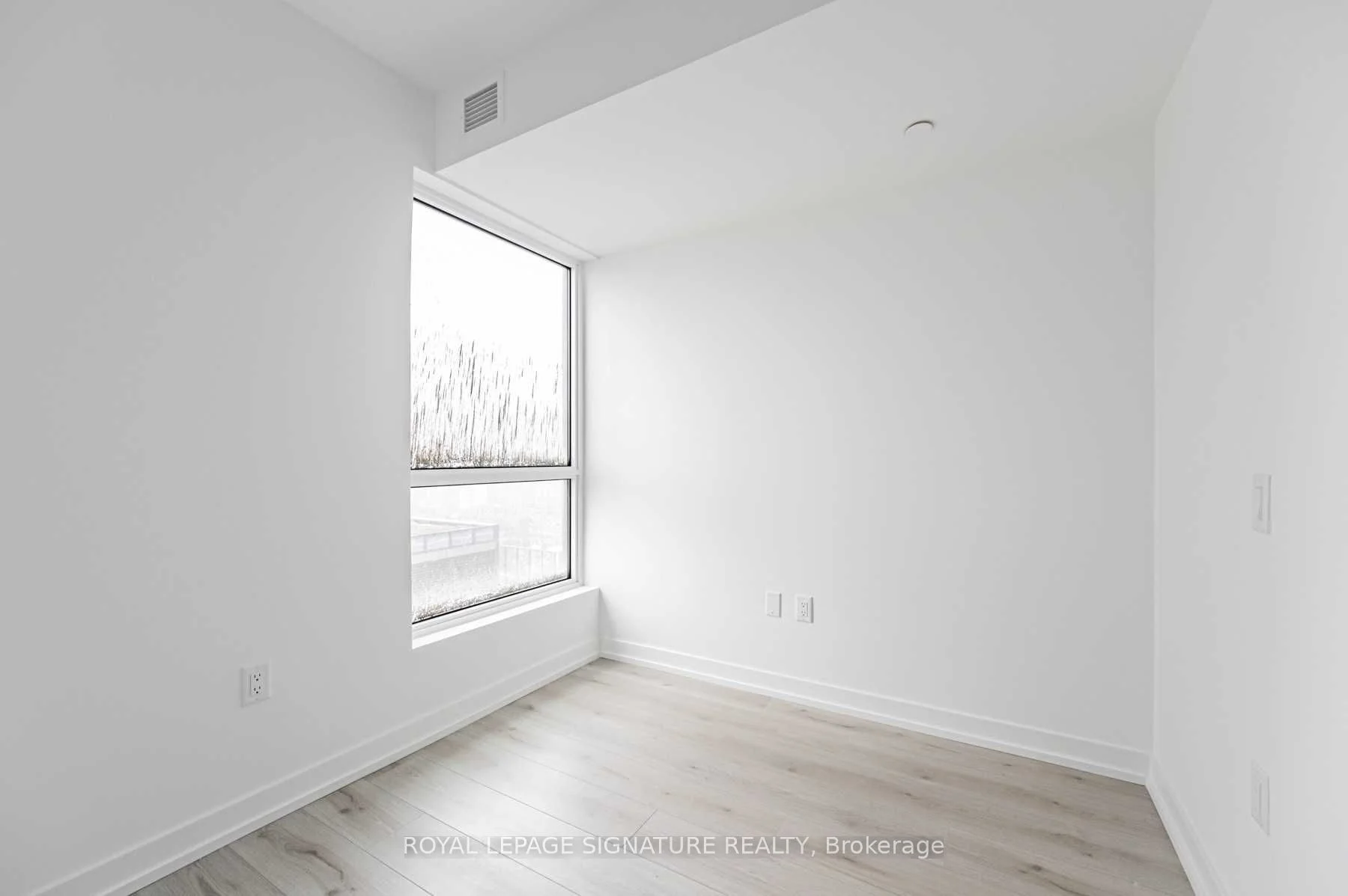 395 Bloor Street E 1401, Toronto C08, ON M4W 0B4