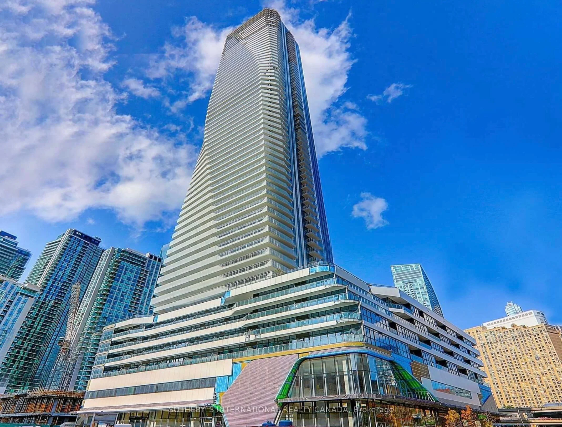 Condo Apartment in Toronto