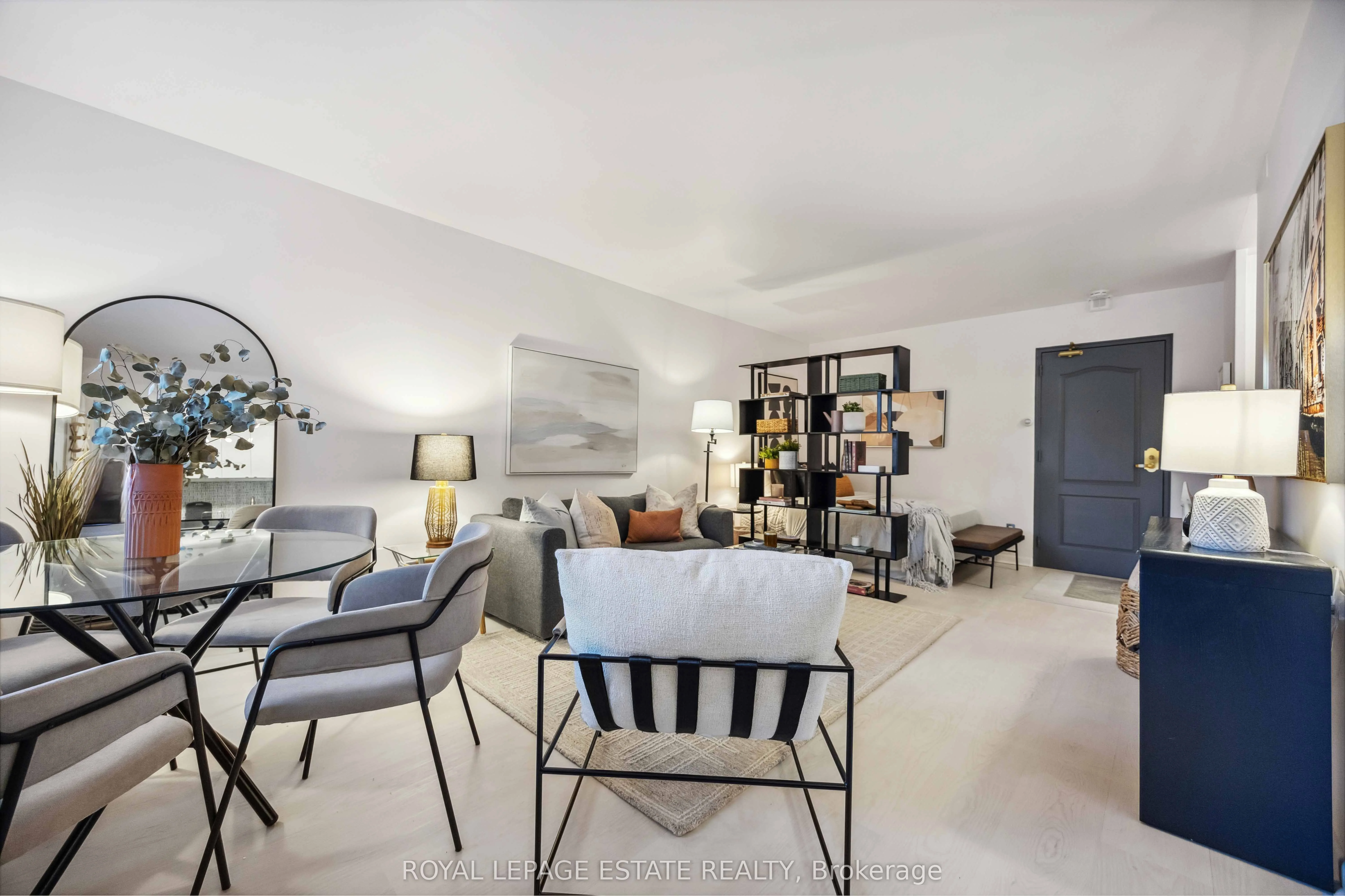 21 Dale Avenue 605, Toronto C09, ON M4W 1K3