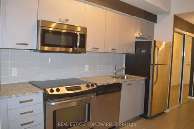 832 Bay Street 1201, Toronto C01, On M5s 1z6