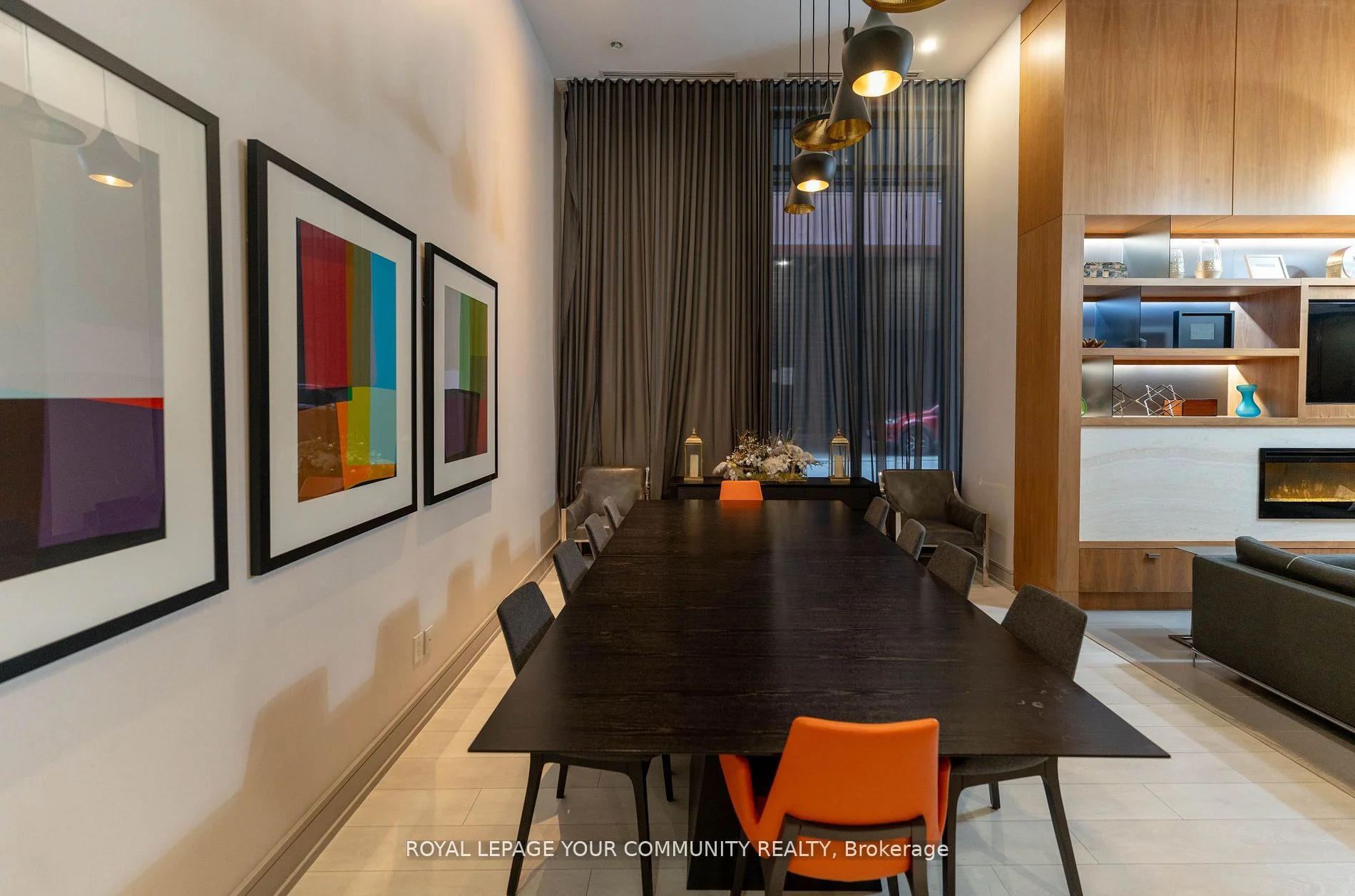 295 Adelaide Street W 410, Toronto C01, ON M5V 0L4
