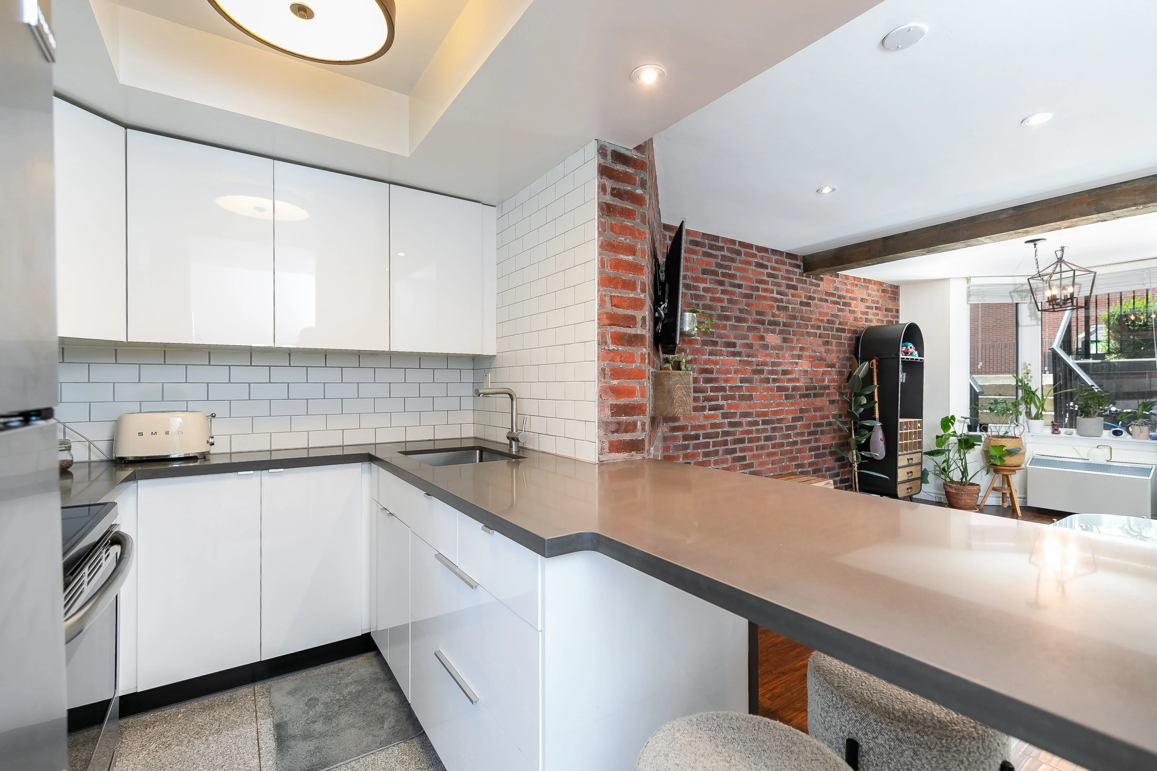 570 Wellington Street W 12b, Toronto C01, On M5v 2x5