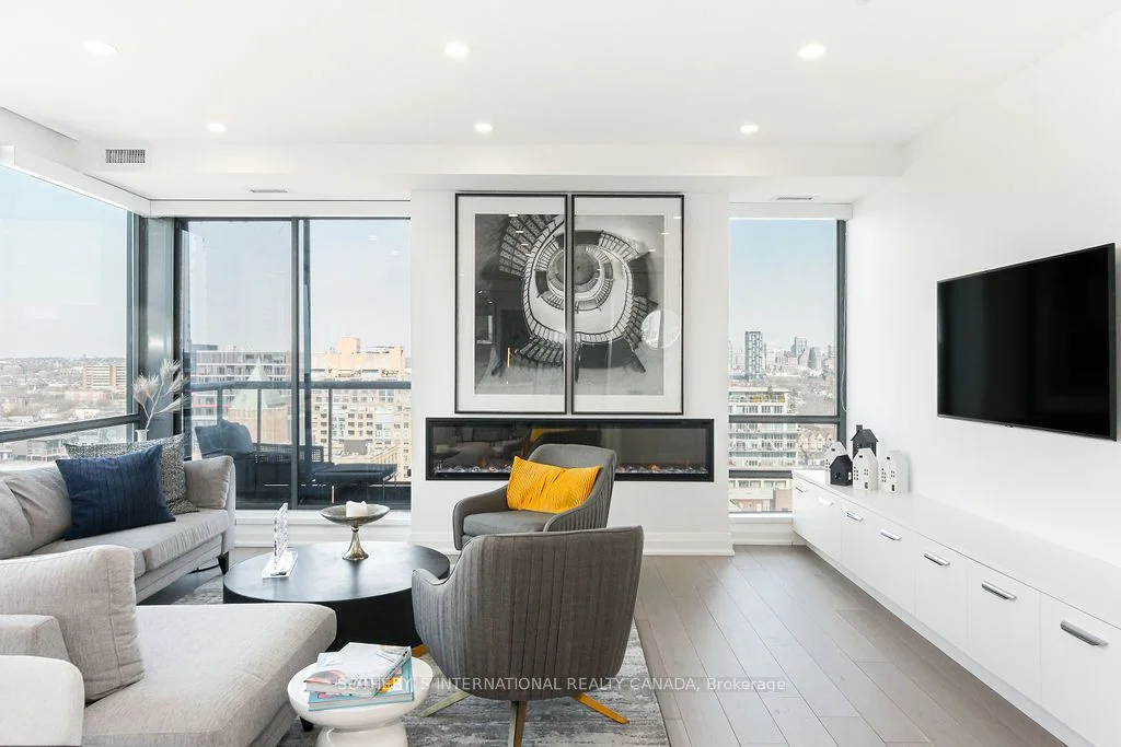 438 King Street 1904, Toronto C01, ON M5V 3T9