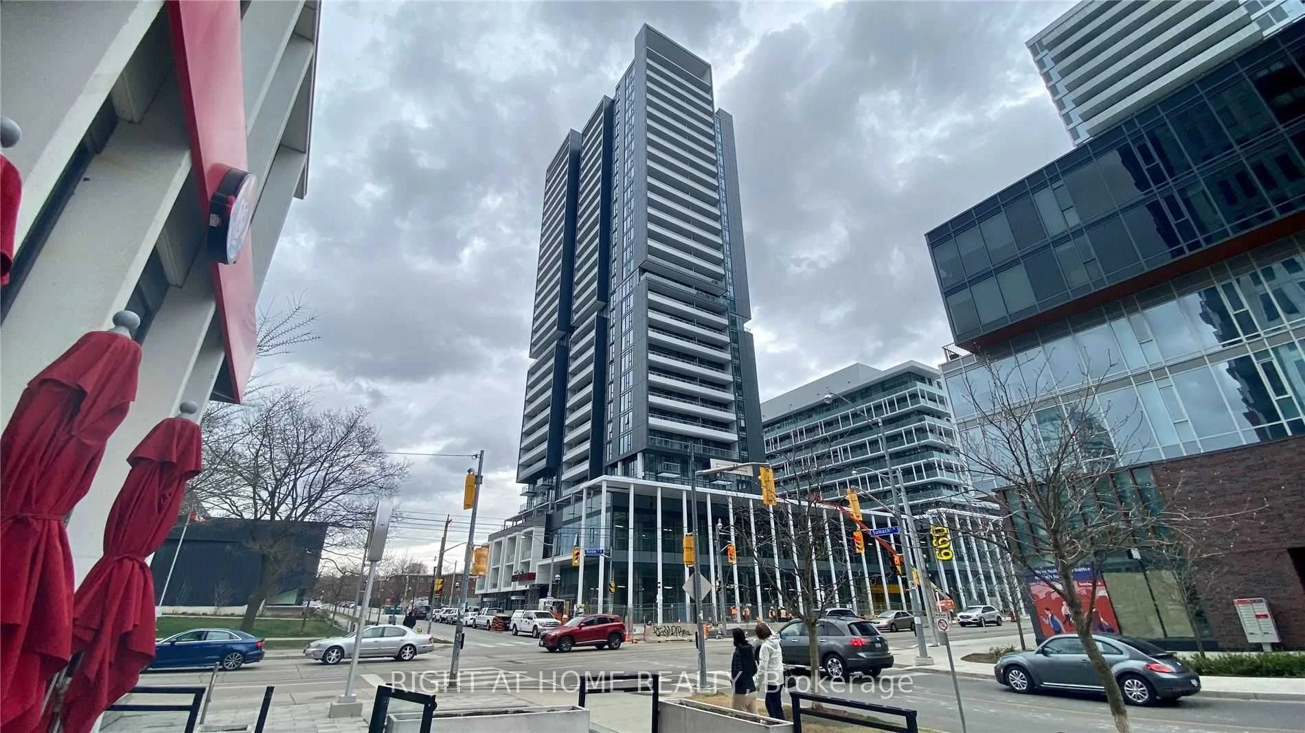 225 Sumach Street 1902, Toronto C08, On M5a 3k3
