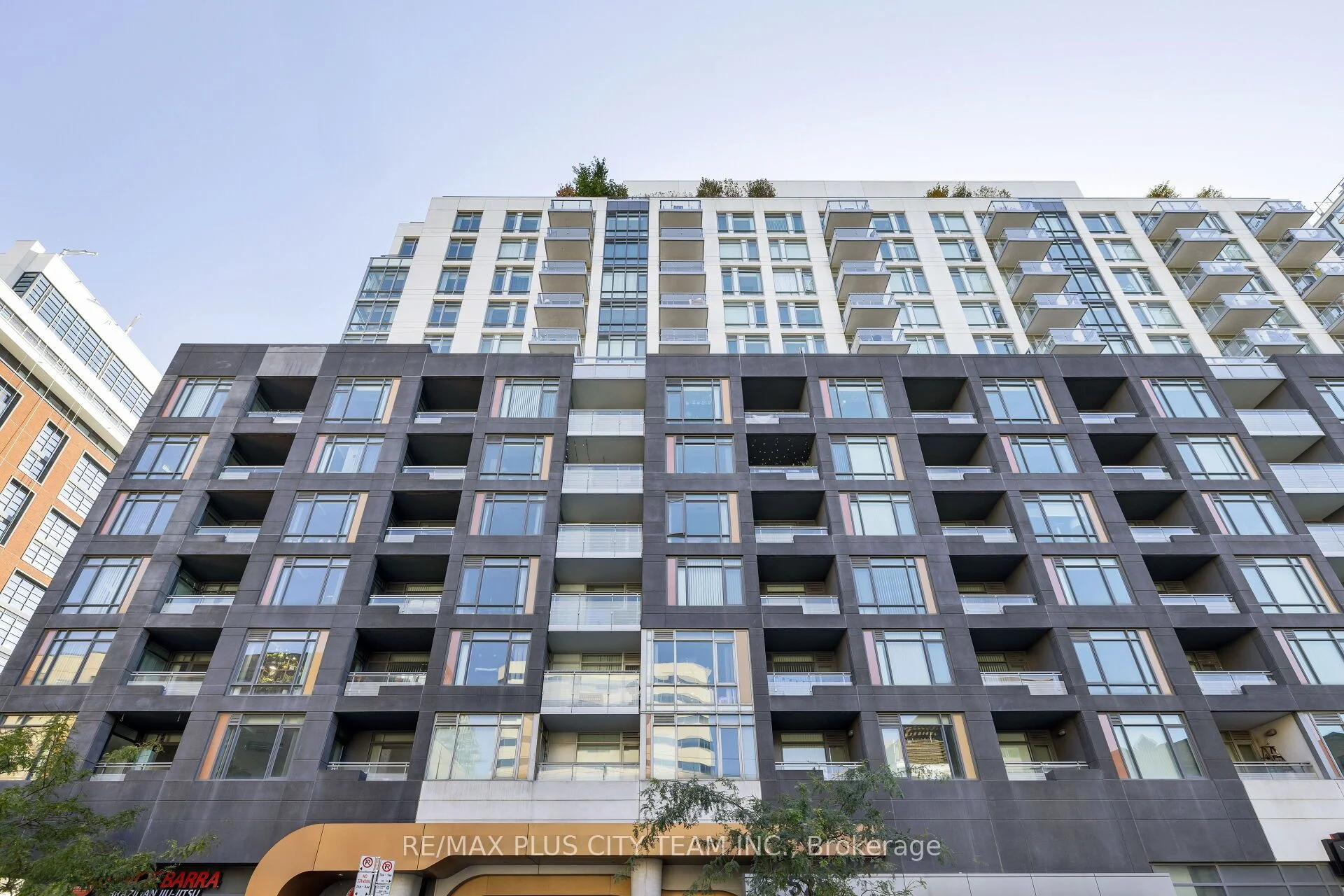 525 Adelaide Street W 834, Toronto C01, On M5v 1t6