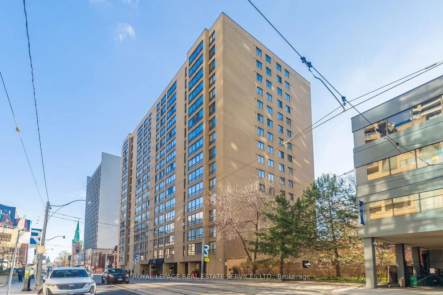 Condo Apartment in Toronto