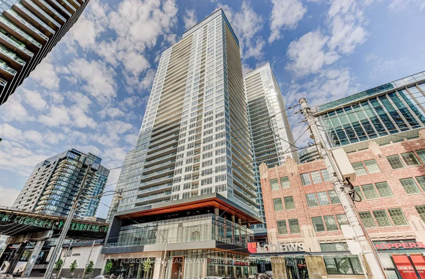 Condo Apartment in Toronto