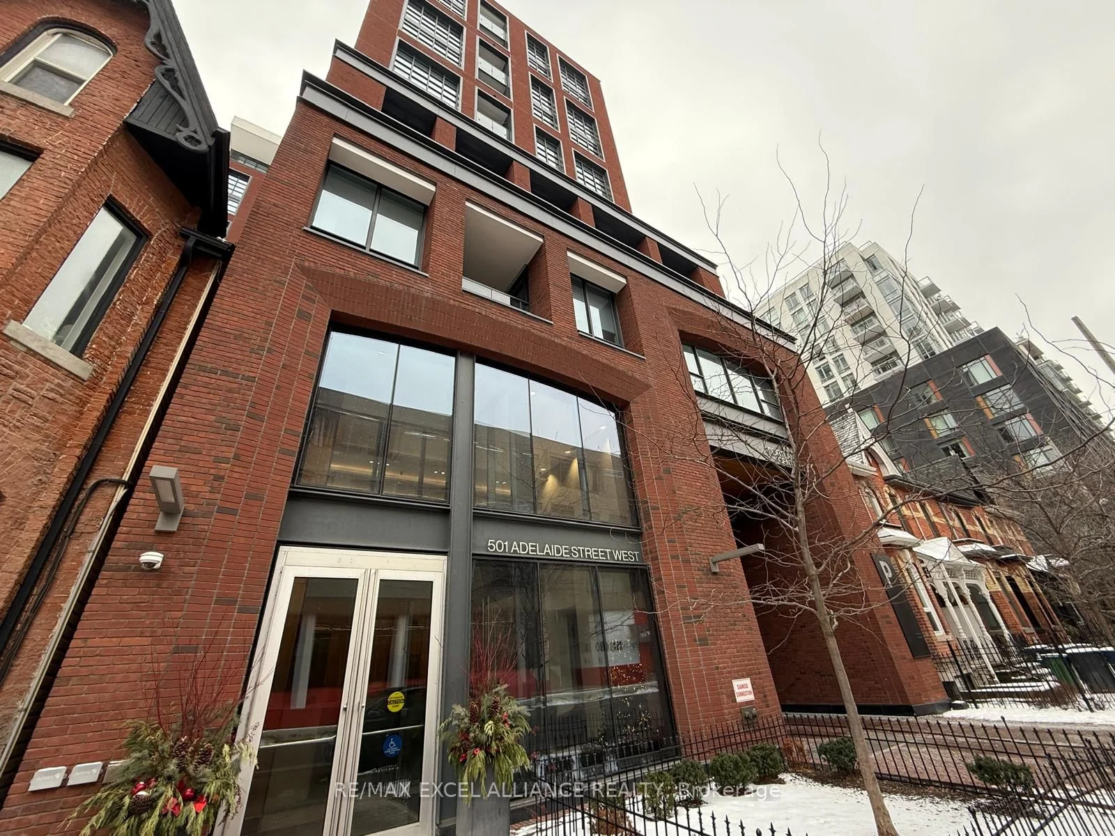 Condo Apartment in Toronto