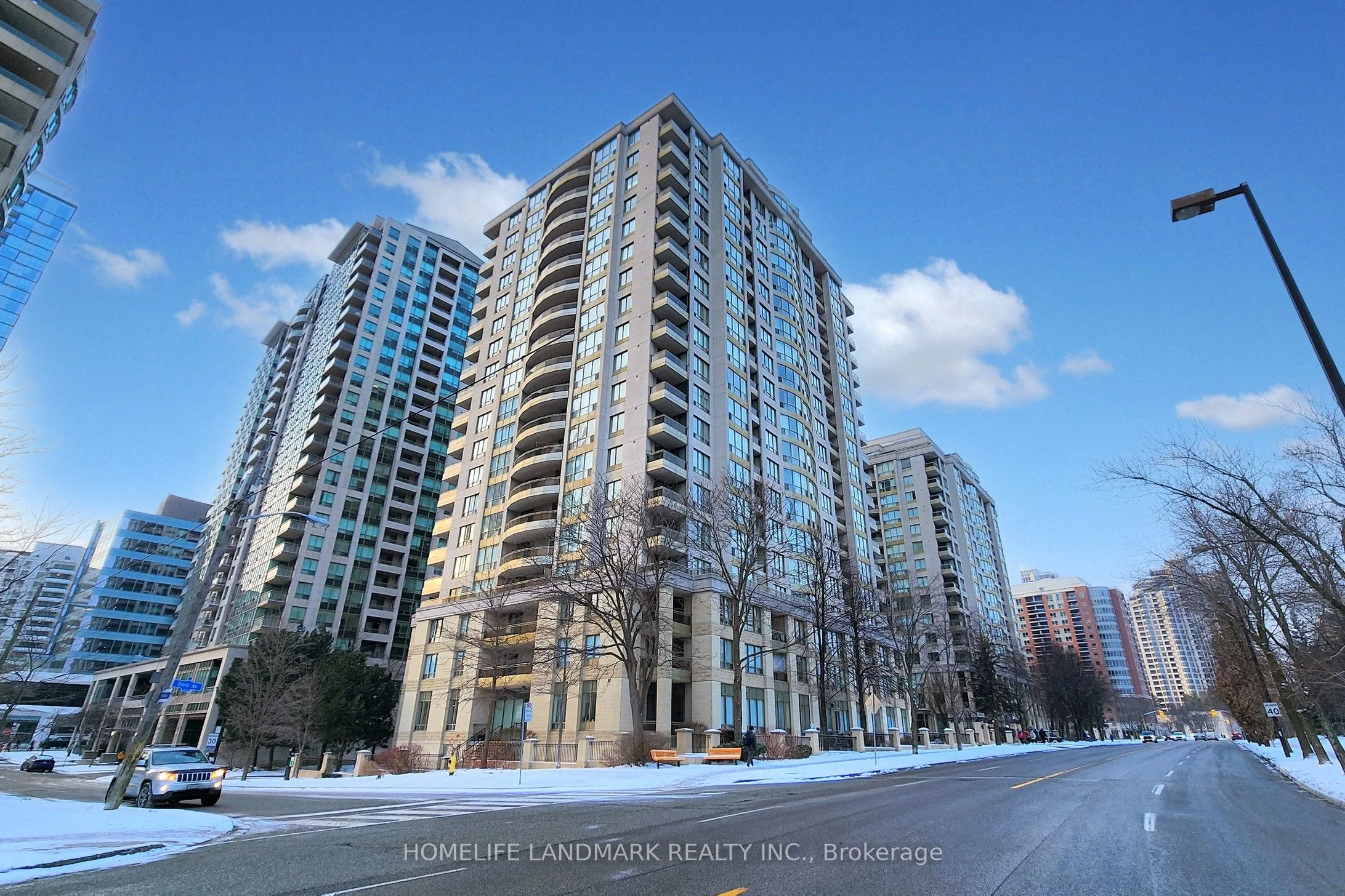 Condo Apartment in Toronto