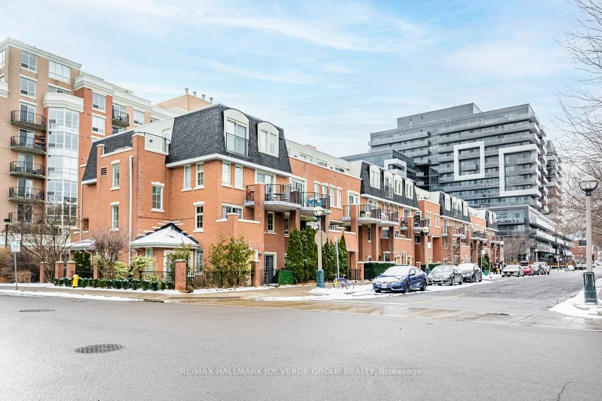 39 Shank Street 309, Toronto C01, On M6j 3x3