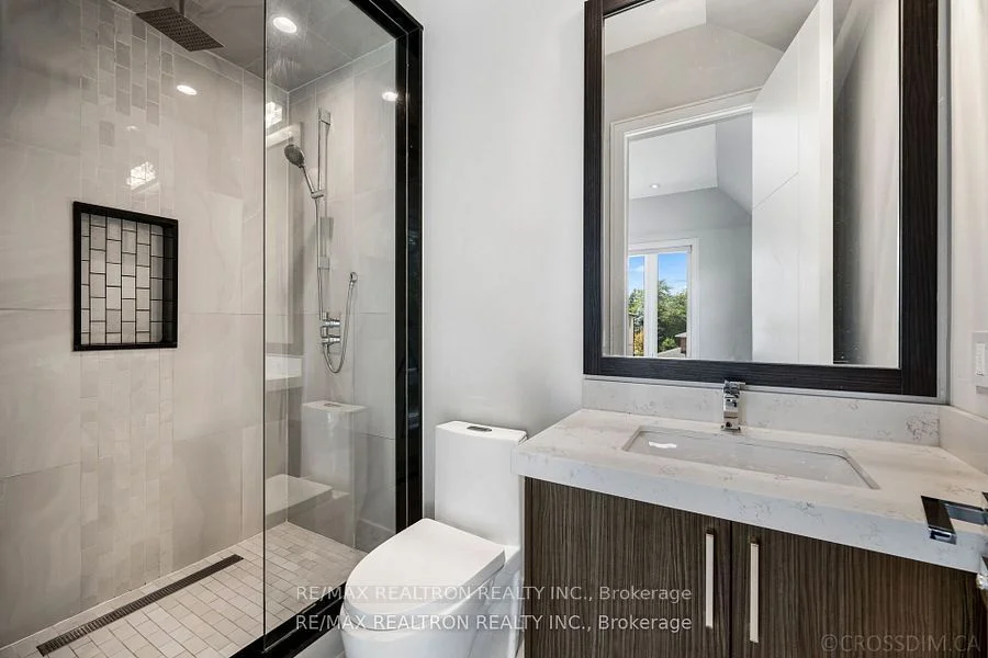 225 Northwood Drive, Toronto C14, On M2m 2k5