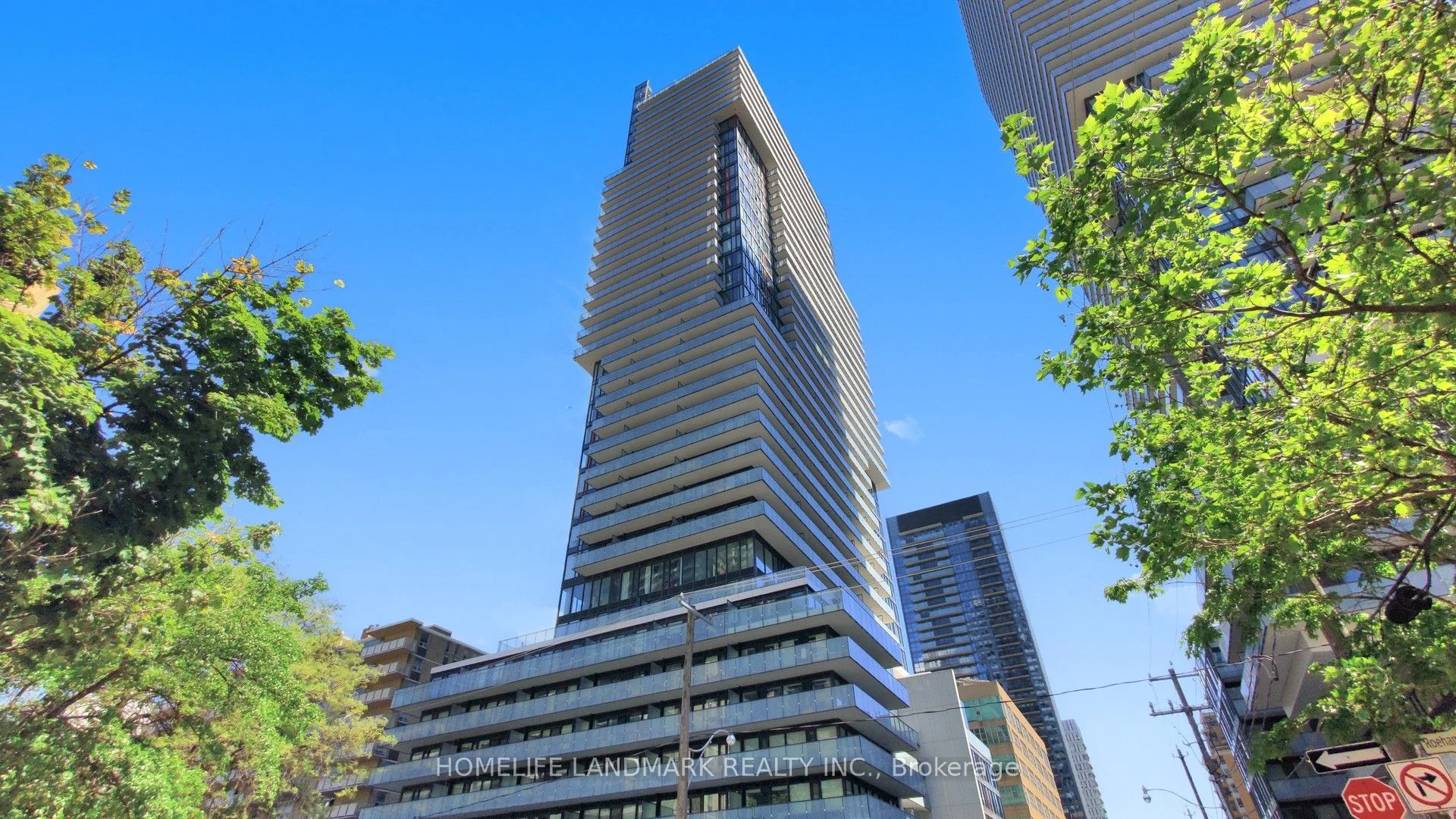 Condo Apartment in Toronto