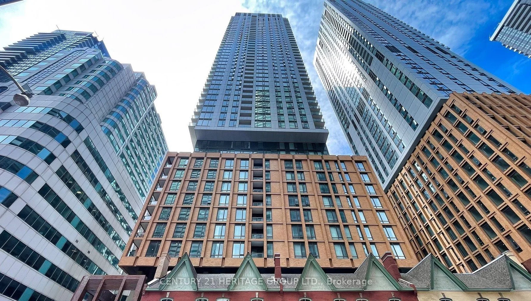 Condo Apartment in Toronto
