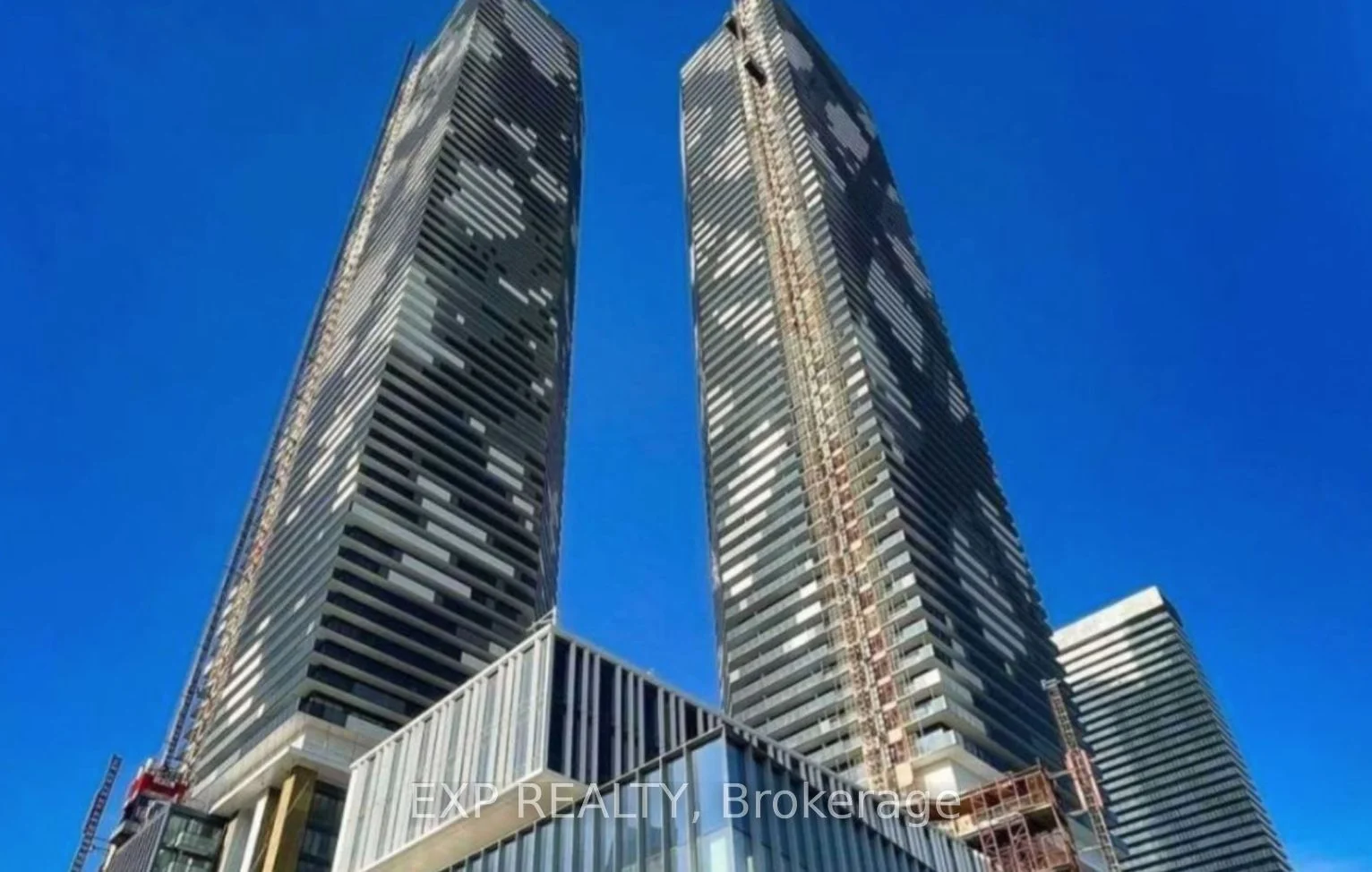 138 Downes Street 6706, Toronto C08, On M5e 0e4