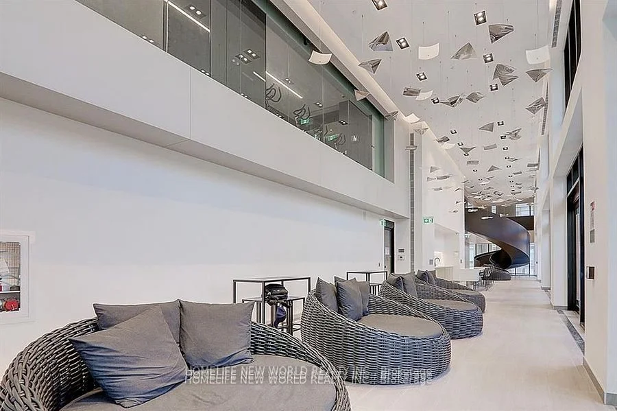 1 YORKVILLE Avenue 2904, Toronto C02, ON M4W 1L1
