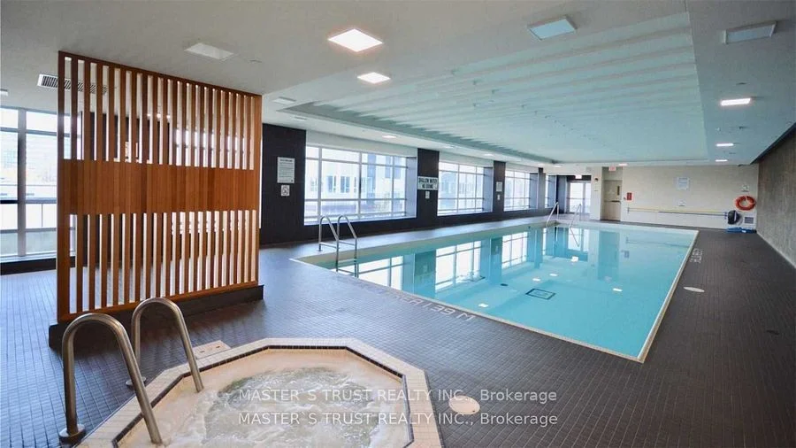 275 Yorkland Road 302, Toronto C15, ON M2J 0A7