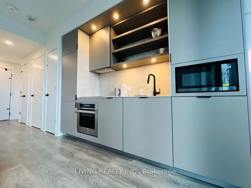 55 Charles Street 2211, Toronto C08, ON M4Y 0J1