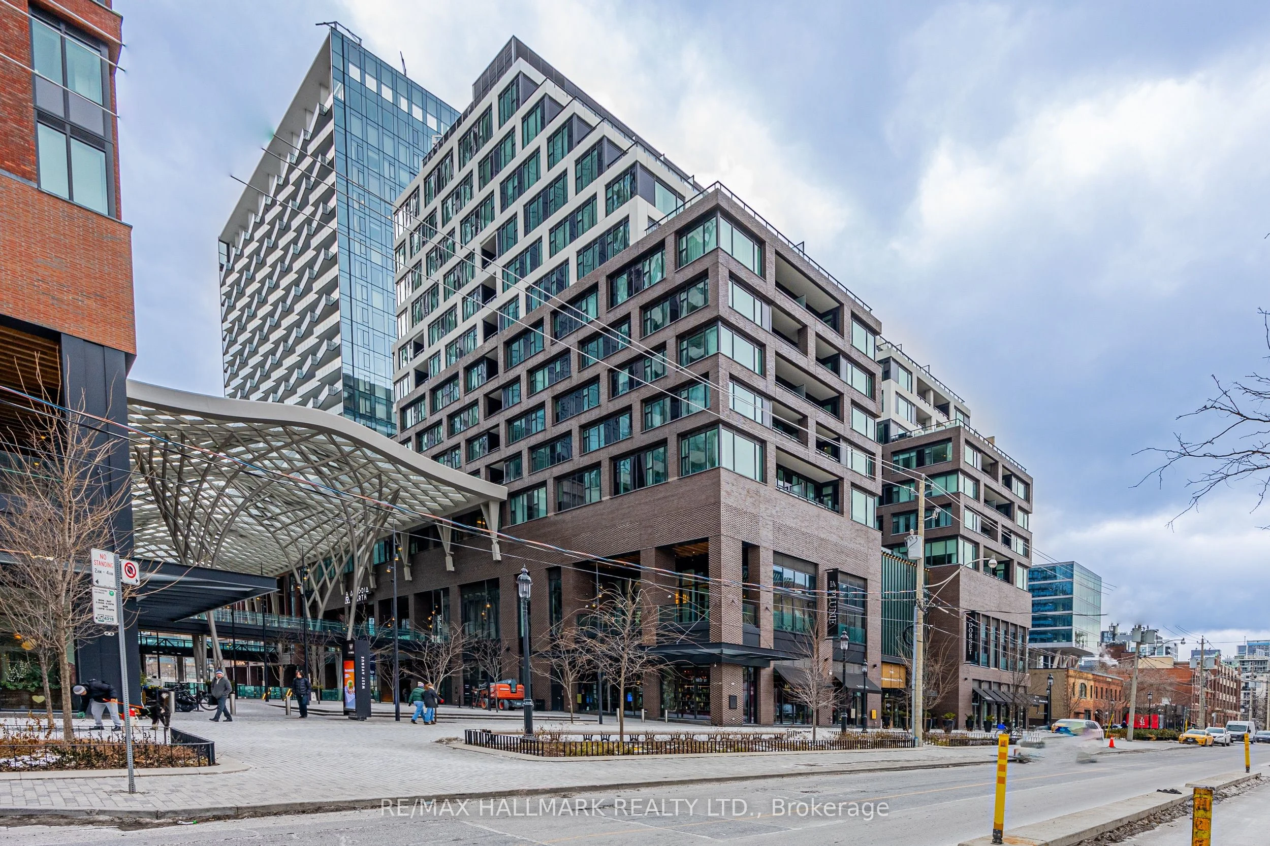 Condo Apartment in Toronto