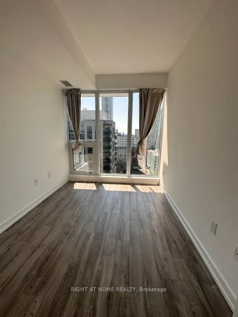 77 Shuter Street 2916, Toronto C08, ON M5B 0B8