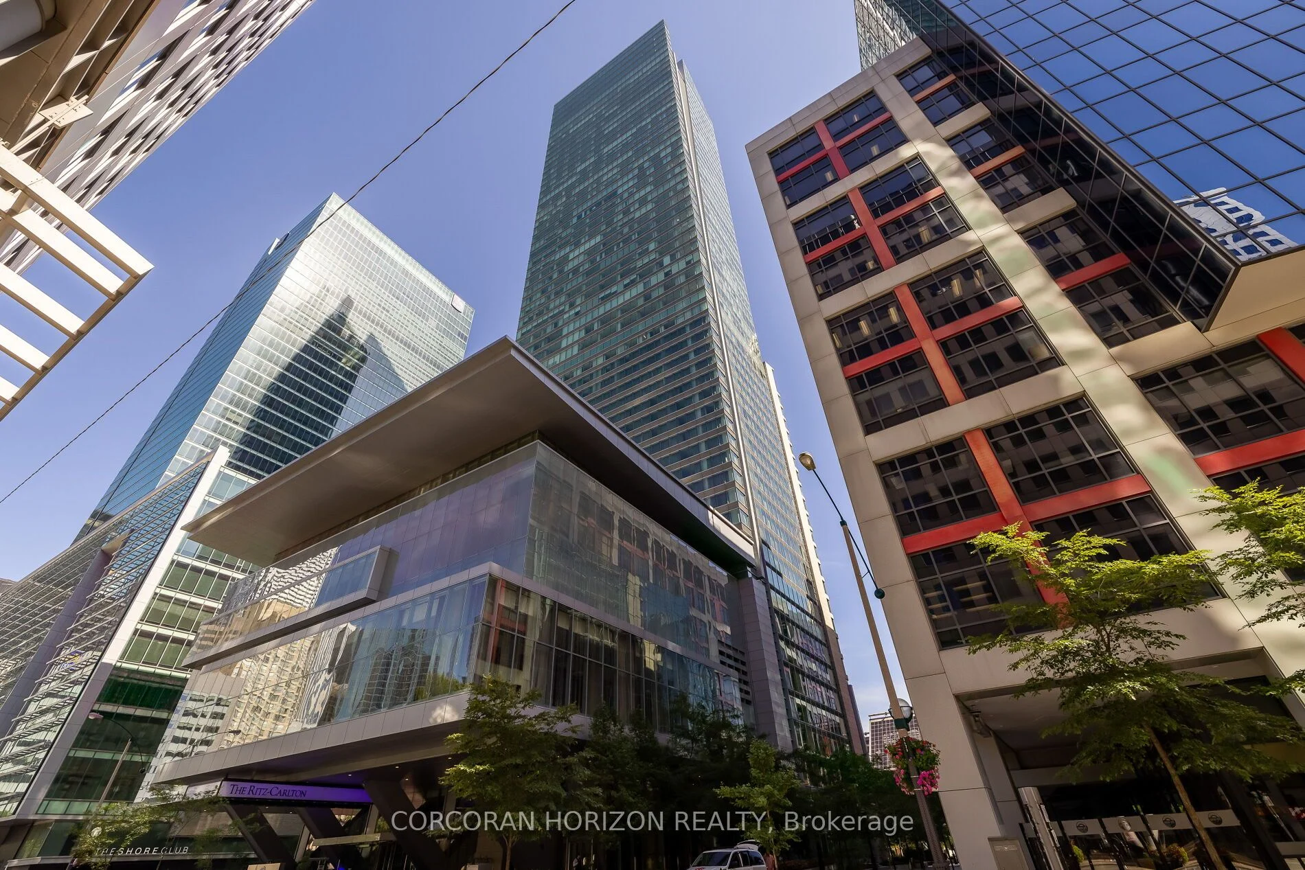 183 Wellington Street W 2403, Toronto C01, On M5v 0a1