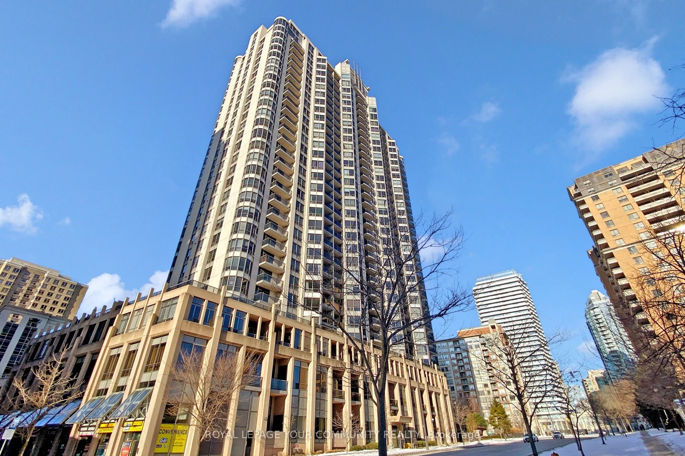 Condo Apartment in Toronto