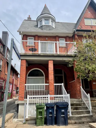 76 Oxford Street Main, Toronto C01, On M5t 1p1