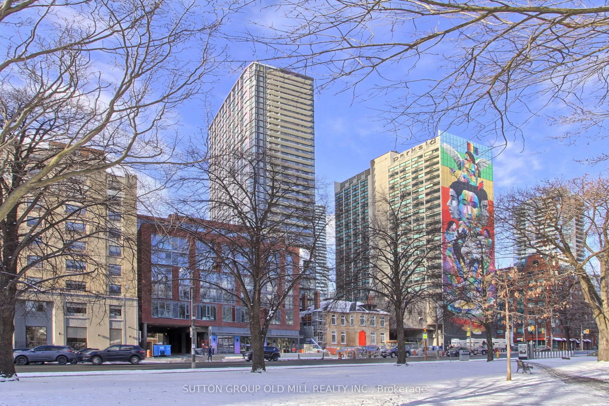 Condo Apartment in Toronto