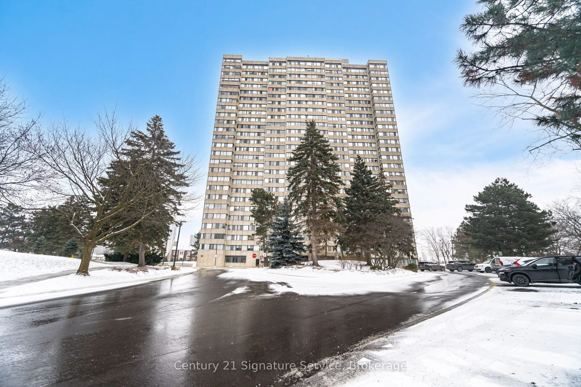 Condo Apartment in Toronto
