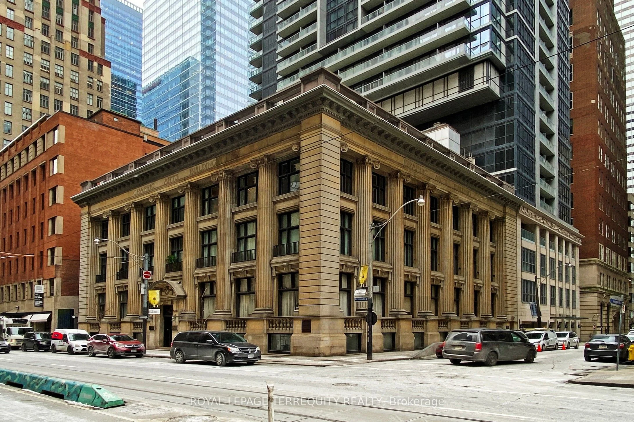 Condo Apartment in Toronto